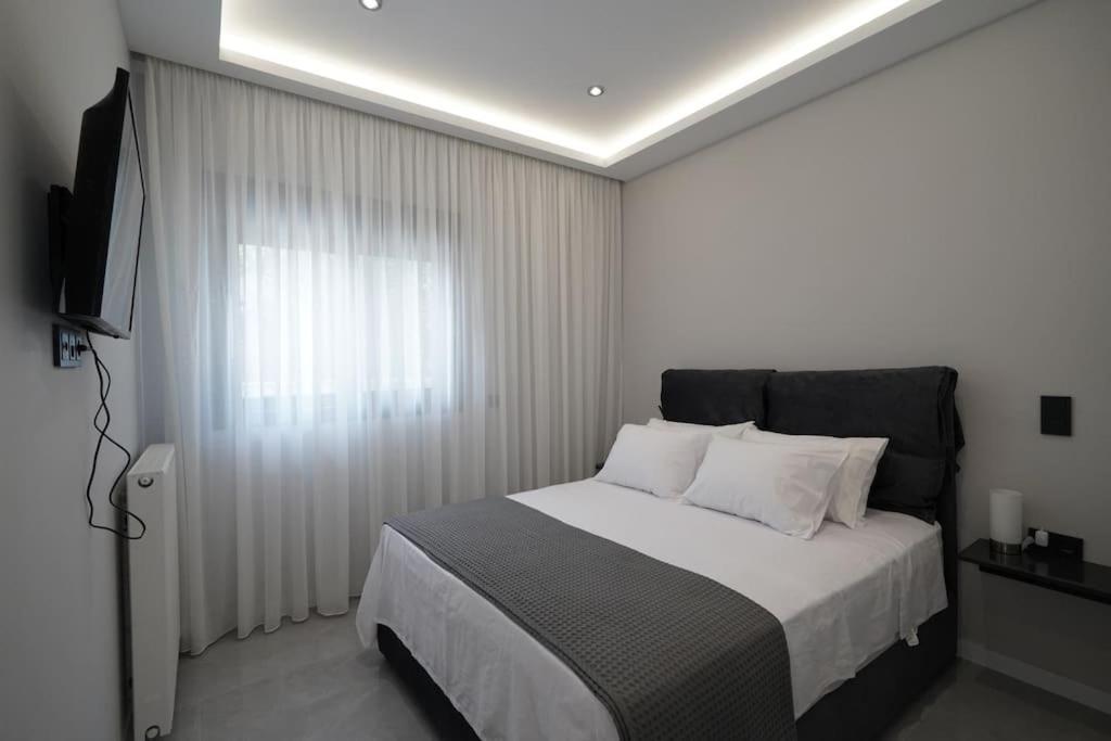 Brand New 3Br With 2 Bathrooms Marousi Apartment Atenas Exterior foto